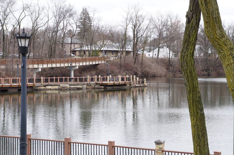 Coe Lake Behind Parkview Commons Condo Association